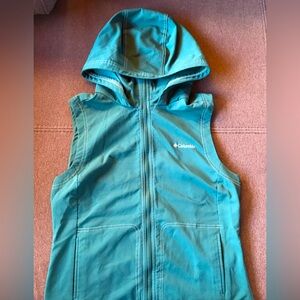 Columbia Teal Hooded Vest